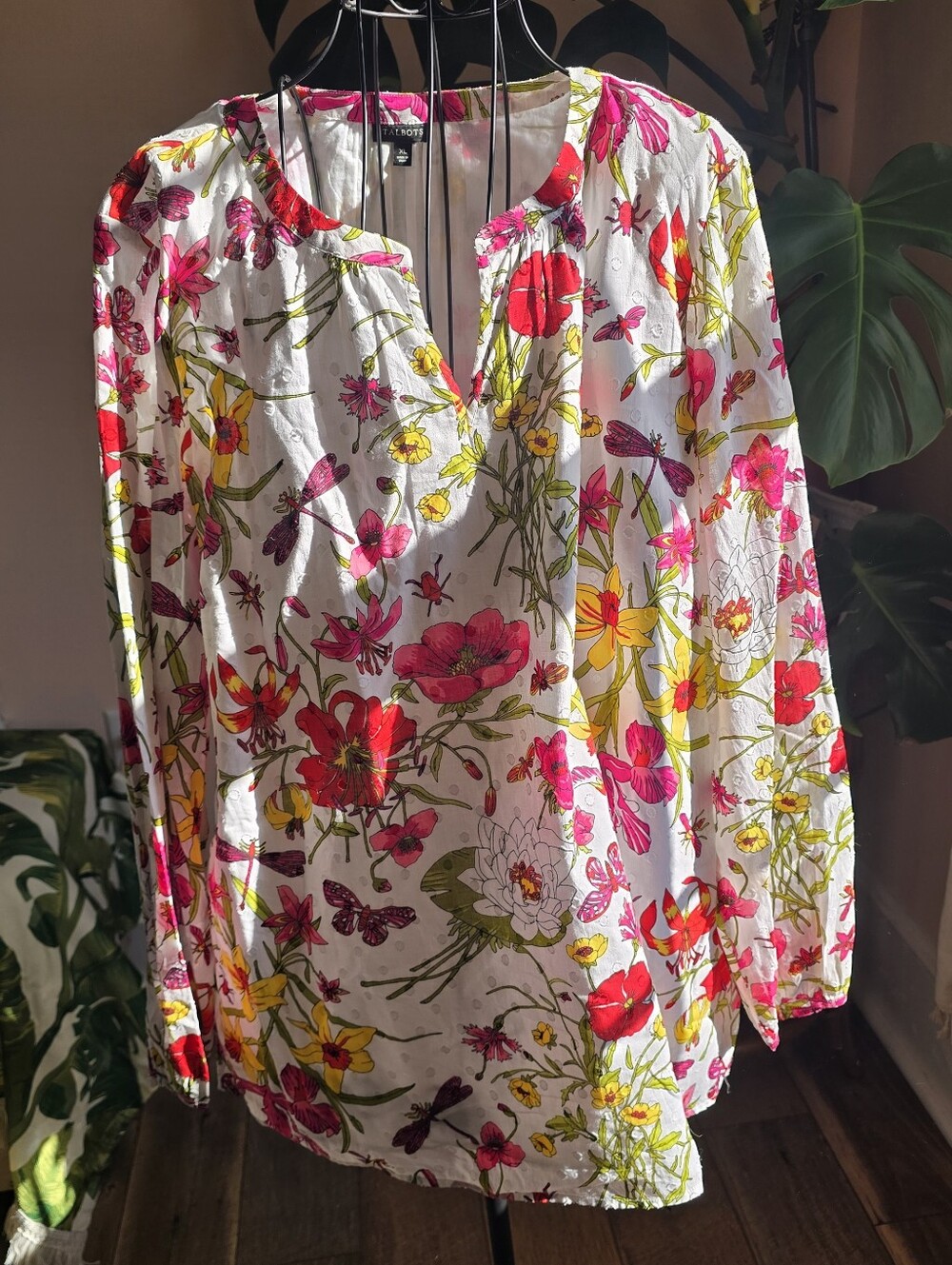 Talbots White Floral Popover with Pink Trim